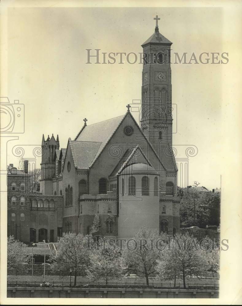 1971 Press Photo St. Peter&#39;s Church exterior view, New Brighton - sia02943