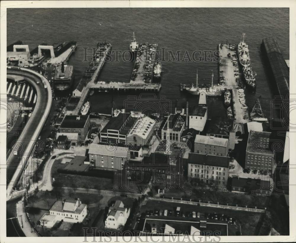 Press Photo Aerial view of St. George Coast Guard Base - sia07011