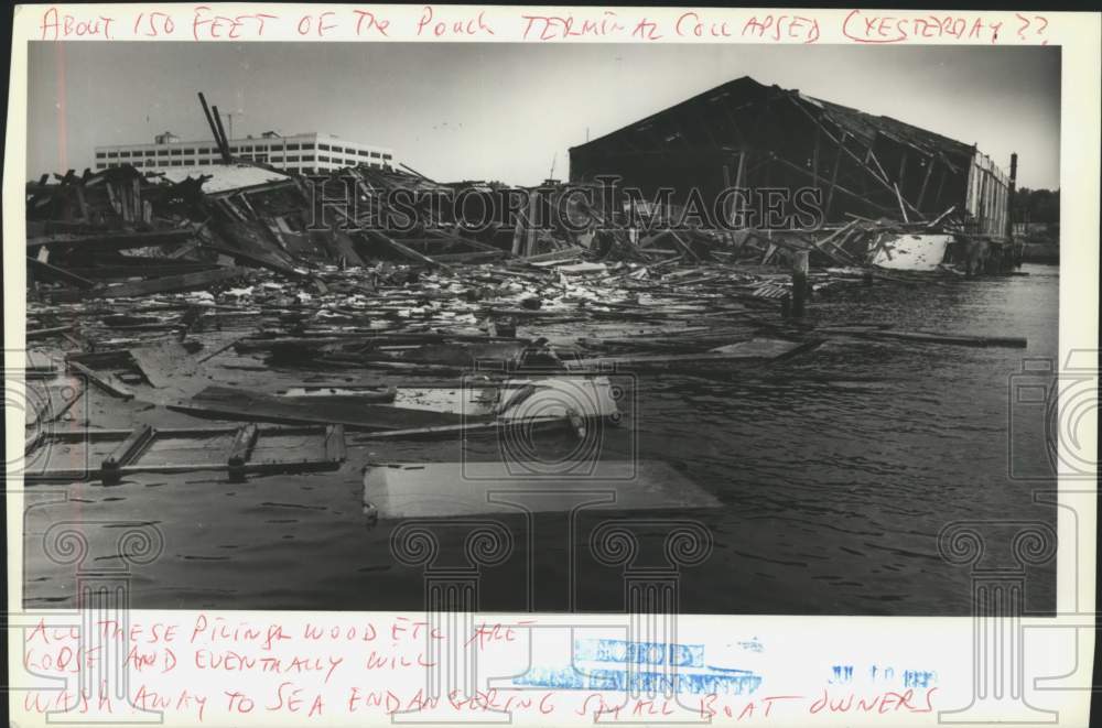 1990 Press Photo Collapsed pier damage at Pouch Terminal - sia07387