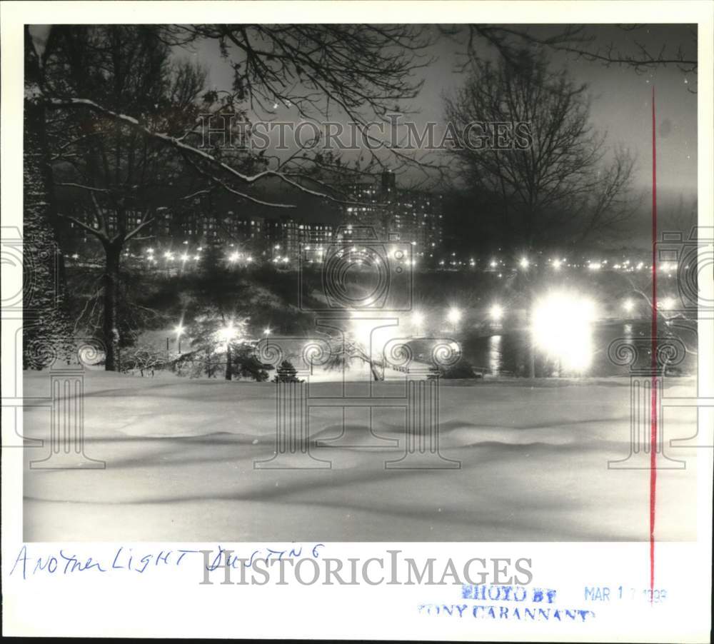 1993 Press Photo Silver Lake Park covered in snow - sia08787