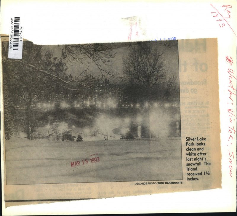 Load image into Gallery viewer, 1993 Press Photo Silver Lake Park covered in snow - sia08787
