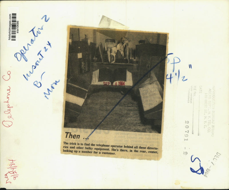 Load image into Gallery viewer, 1964 Press Photo Telephone company operator at work - sia10686
