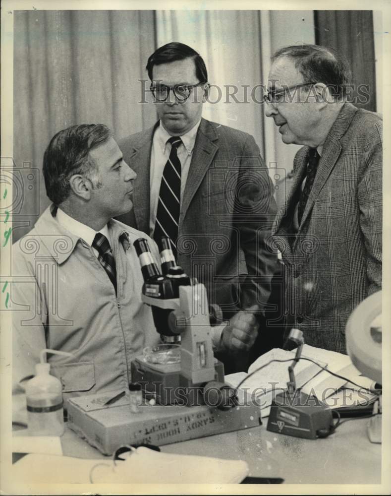 1970 Press Photo Congressman John M. Murphy &amp; Holt Meyer and Dr. Lionel Walford- Historic Images