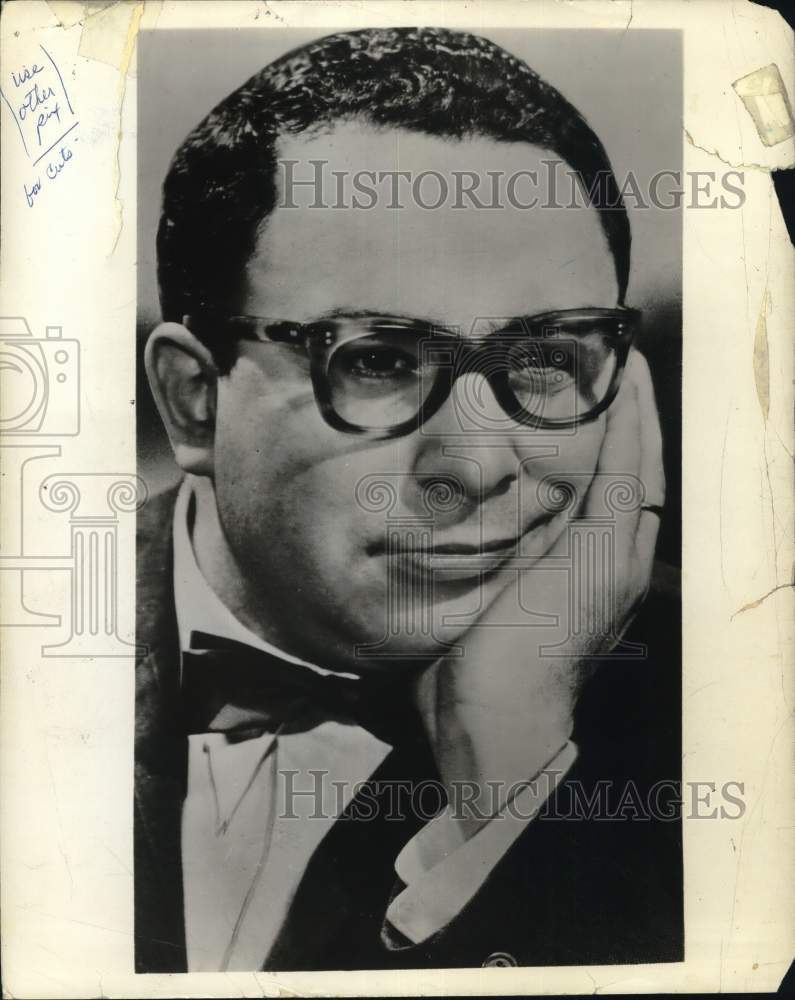 1965 Press Photo Art Buchwald, Humorist with Column in Washington Post- Historic Images
