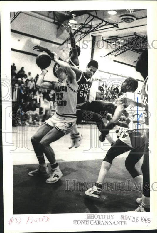 1986 Press Photo #50, Mark Green Fouls #33, College of Staten Island Basketball
