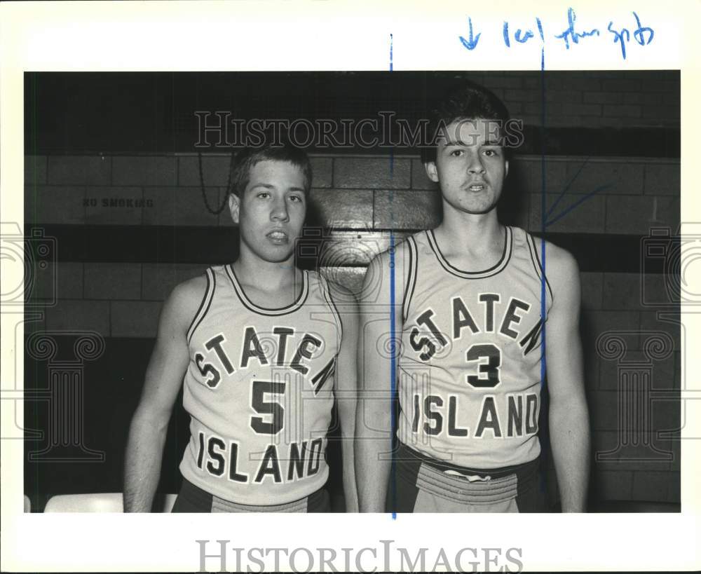 Press Photo College of Staten Island Basketball&#39;s B. Leary and F. Marinaccio- Historic Images