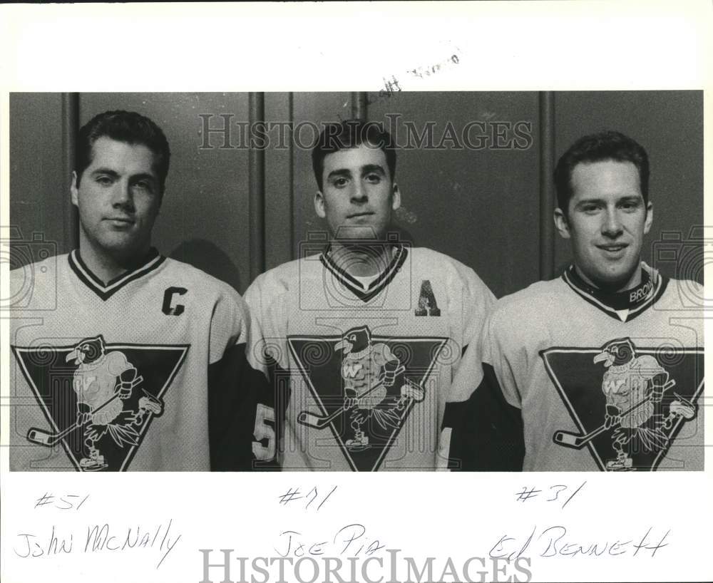 Press Photo John McNally, Joe Pia, Ed Bennett of the Wagner Hockey team- Historic Images