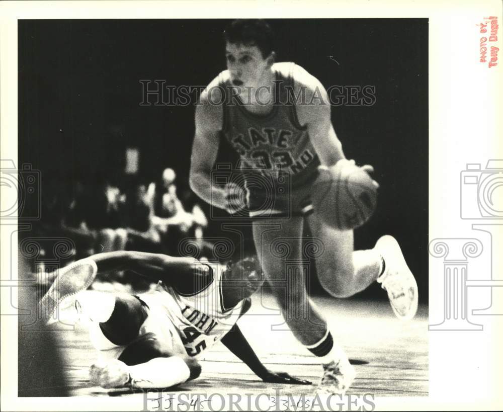 1984 Press Photo College of Staten Island Basketball player #45 Derrick Tinsley- Historic Images