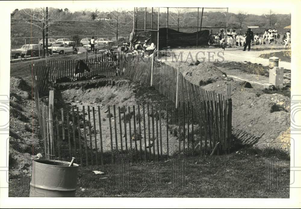 1984 Press Photo College of Staten Island Ball Field dugout construction- Historic Images