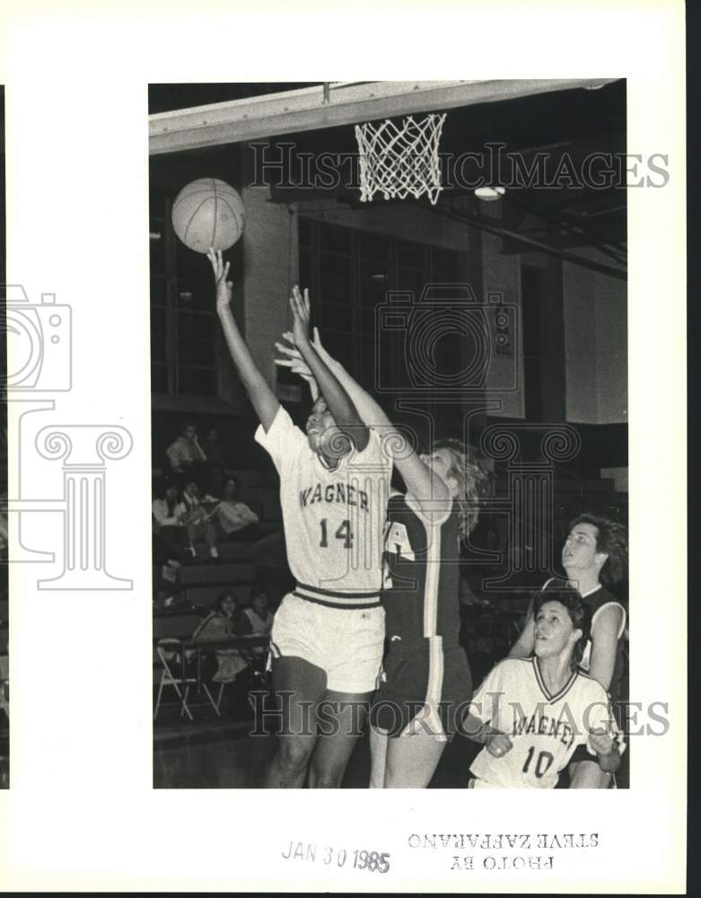 1985 Press Photo Wagner Womens Basketball game - sia24374- Historic Images