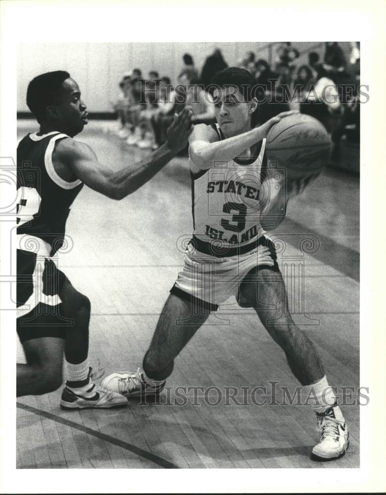 1989 Press Photo College of Staten Island Basketball Player #3 Fred Marinaccio- Historic Images