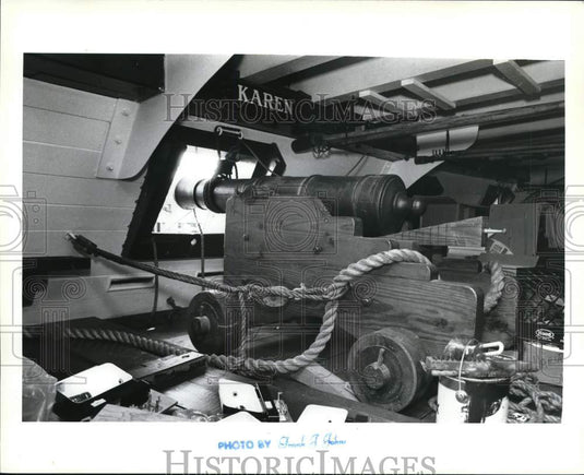 1991 Press Photo Paul Revere's Cannon Displayed in H.M.S. Rose Training Vessel- Historic Images