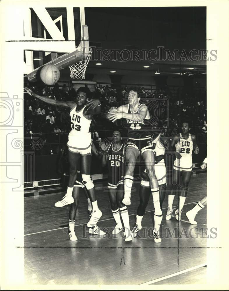 1980 Press Photo #44 Ray Amejko, Wagner College Basketball, Versus LIU Player- Historic Images