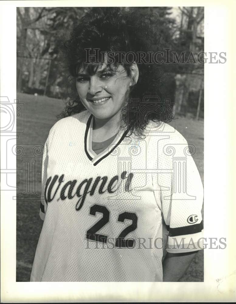 Press Photo Sharon Greeley, Wagner College Softball Shortstop - sia27178- Historic Images