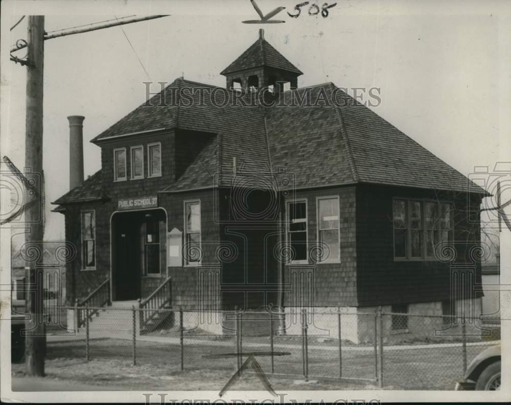 1934 Press Photo P.S. 27 School exterior view, Richmond Avenue, New Springville- Historic Images