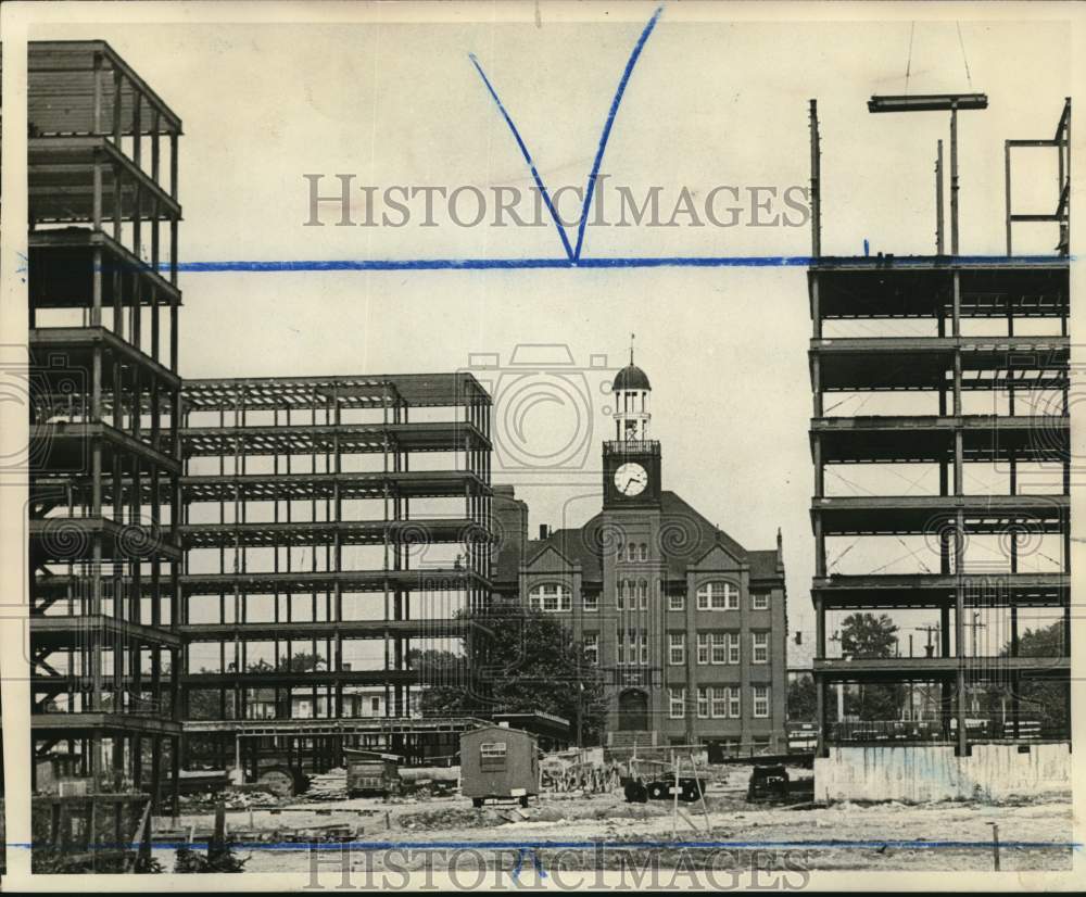 1961 Press Photo PS 18 in Background of New West Brighton Houses Construction- Historic Images