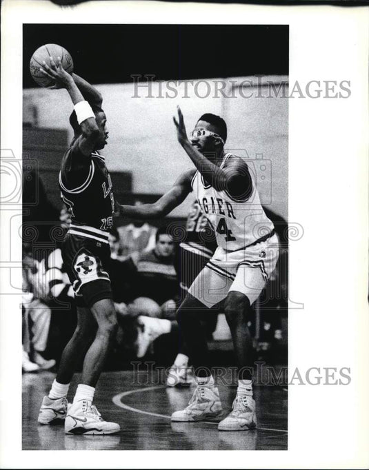 Press Photo Wagner College Basketball's