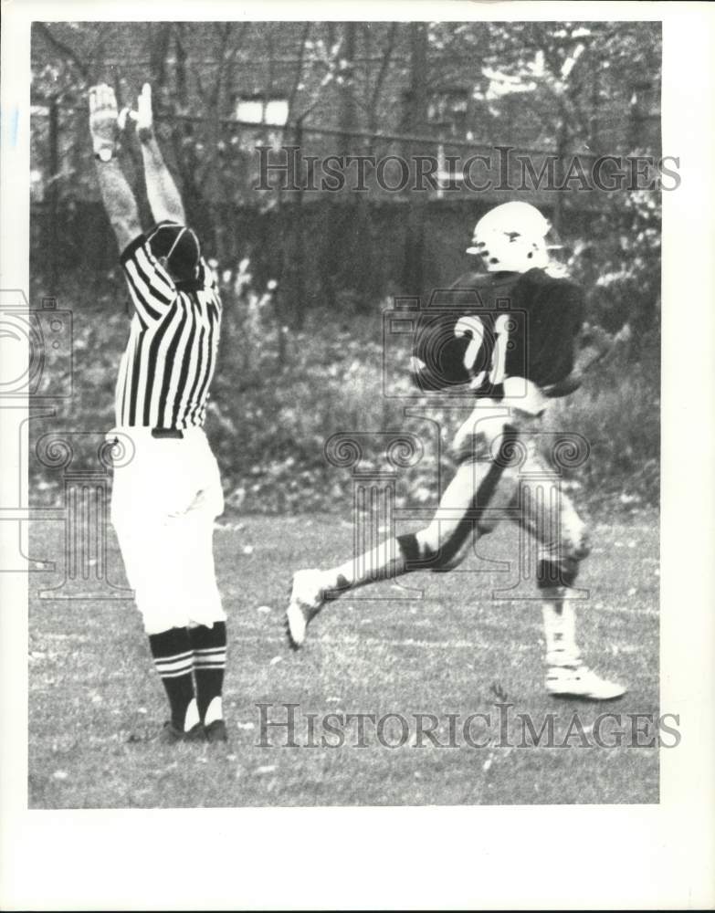 Press Photo Wagner Football Player on Field with Referee- Historic Images