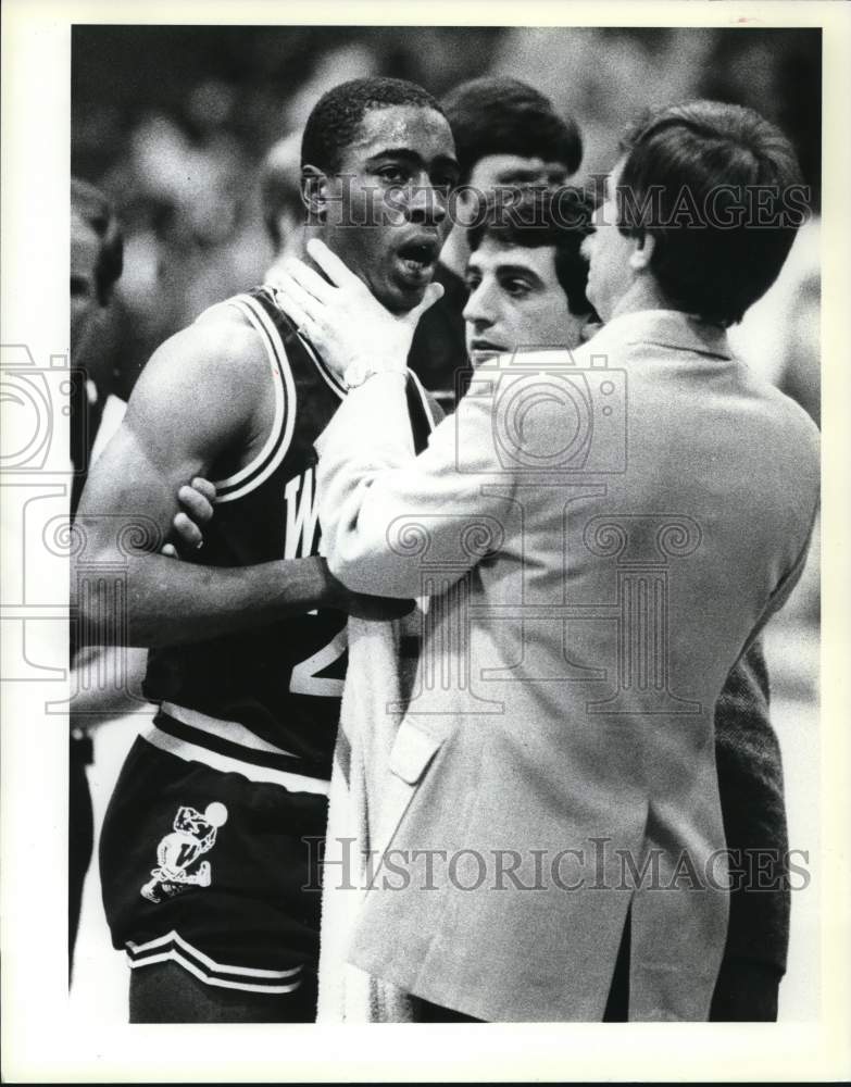 Press Photo Wagner Basketball Player Andre Van Drost with Neil Kennett- Historic Images