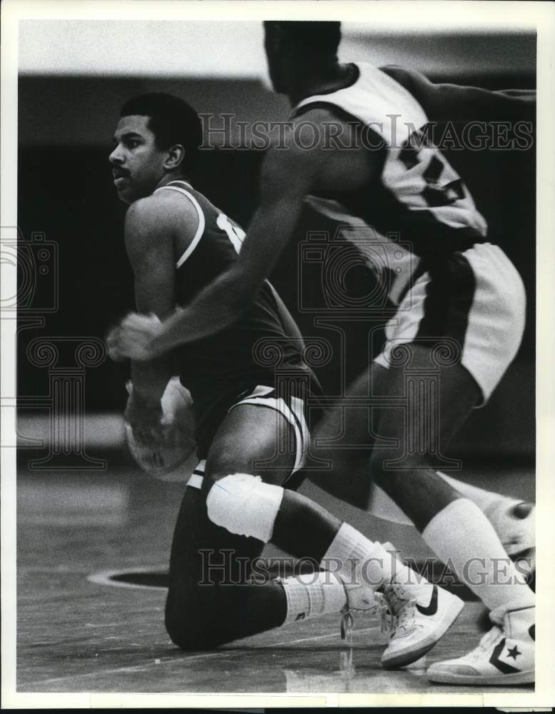 Press Photo Wagner College Basketball Player Number Fifteen at L.I.U. Game- Historic Images