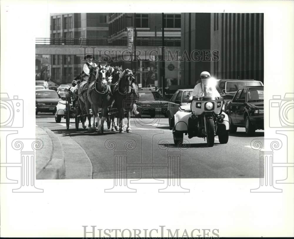 1989 Press Photo George Washington Performers on Horse and Buggy in Baltimore- Historic Images