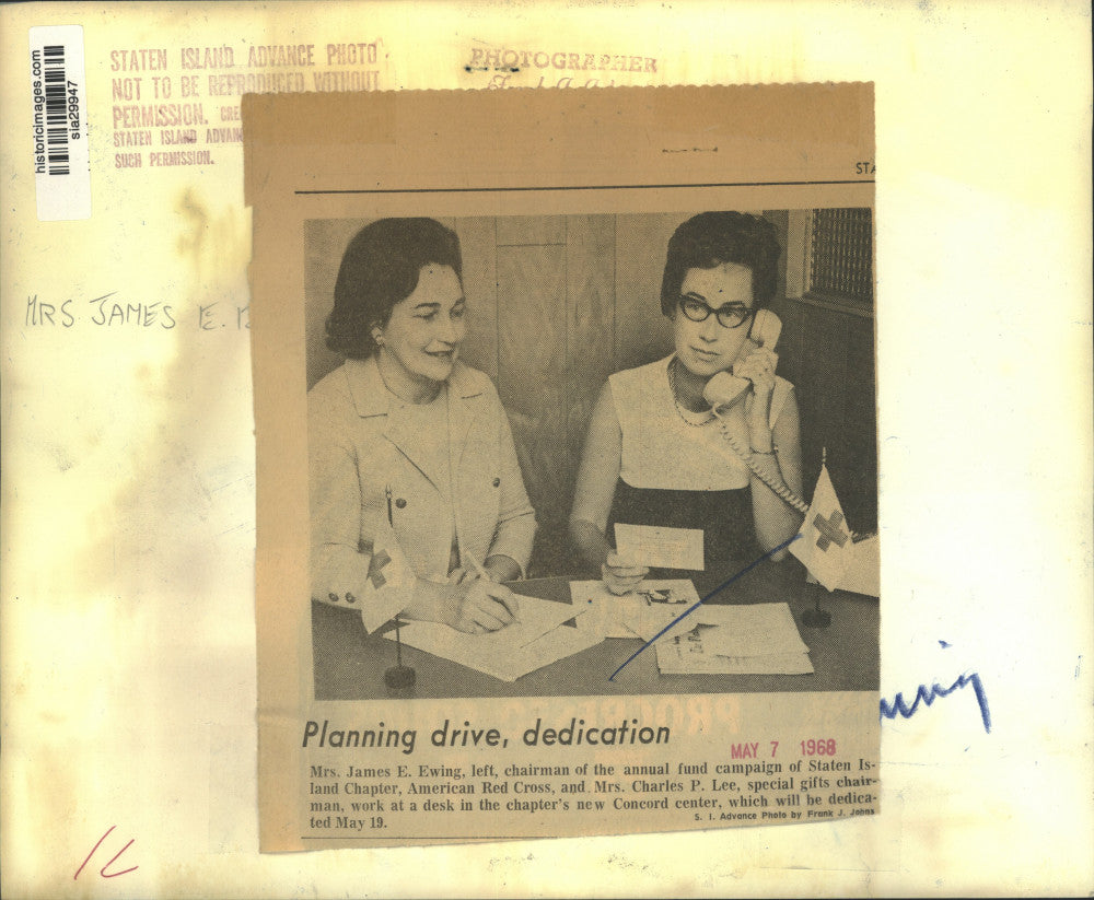 1968 Press Photo Staten Island American Red Cross Chairmen at Concord Center