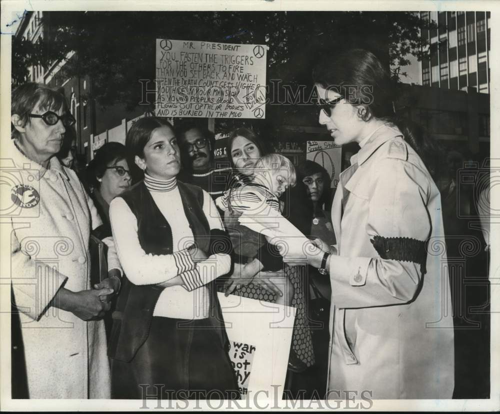1969 Press Photo Mrs. Dorothy Barron Stape at Women&#39;s Strike For Peace