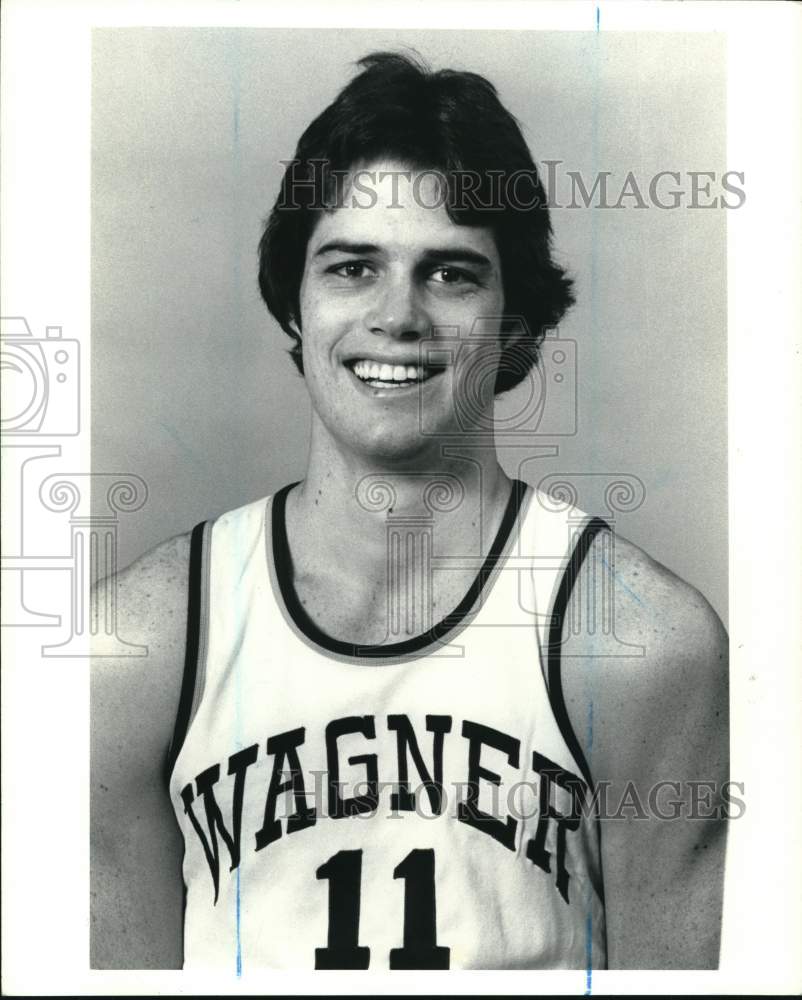 Press Photo Tom Hogan, Wagner College Basketball - sia31694- Historic Images