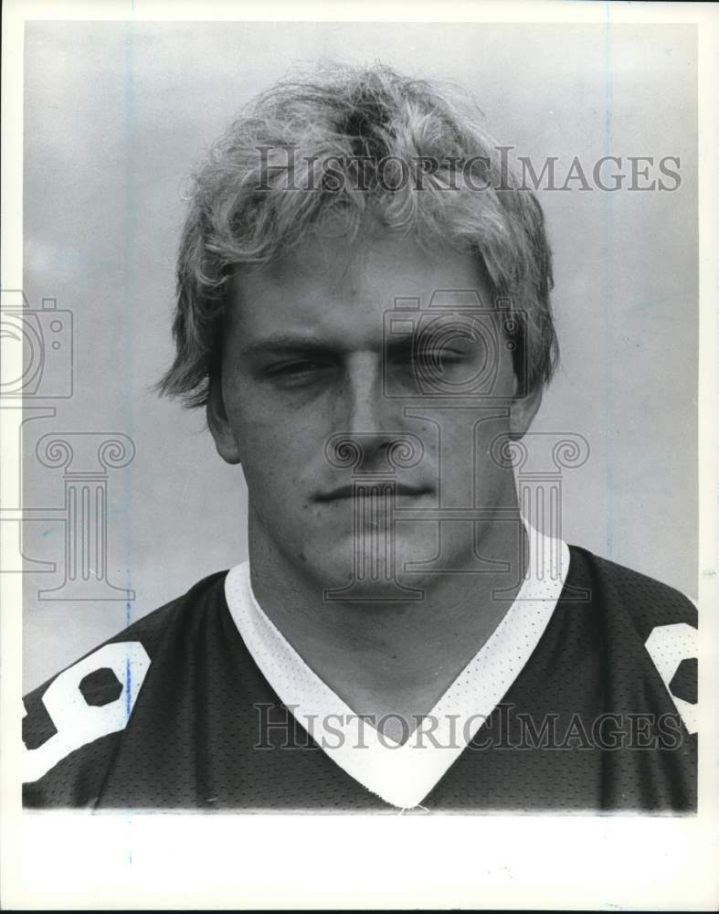 Press Photo Wagner College Football Player Slocum, Portrait - sia31790- Historic Images