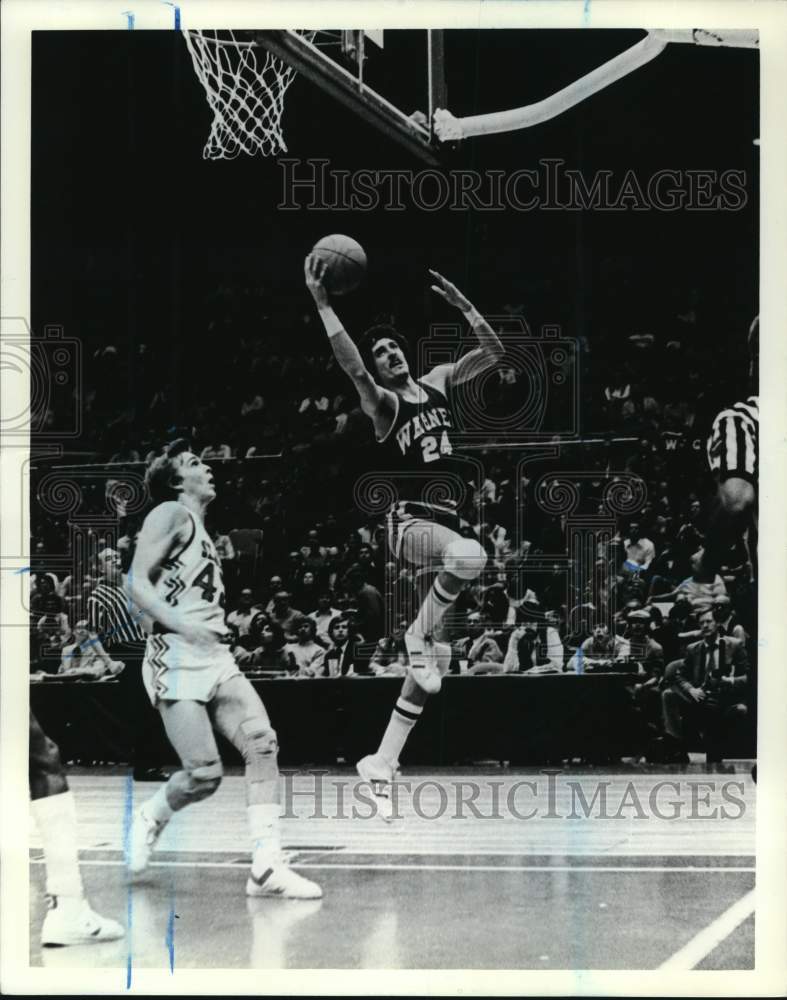 Press Photo Wagner College Basketball Launcelot Lee Brown III in Game Action- Historic Images