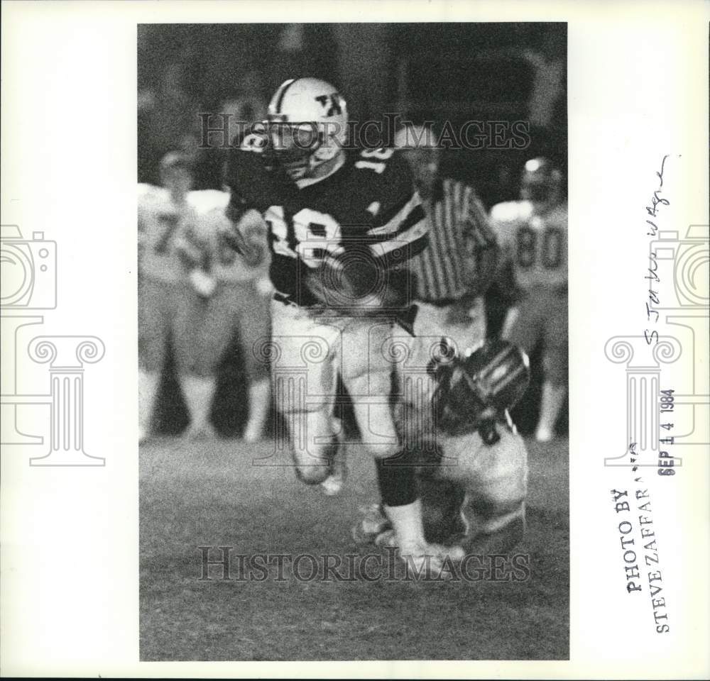 1984 Press Photo Wagner College Football Game Action Vs St. John&#39;s University- Historic Images