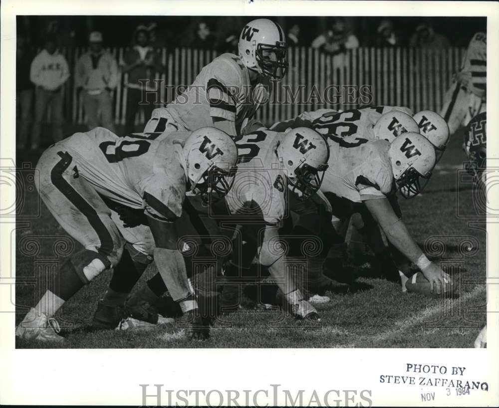 1984 Press Photo Wagner College Football Team Waits for the Ball Snap- Historic Images