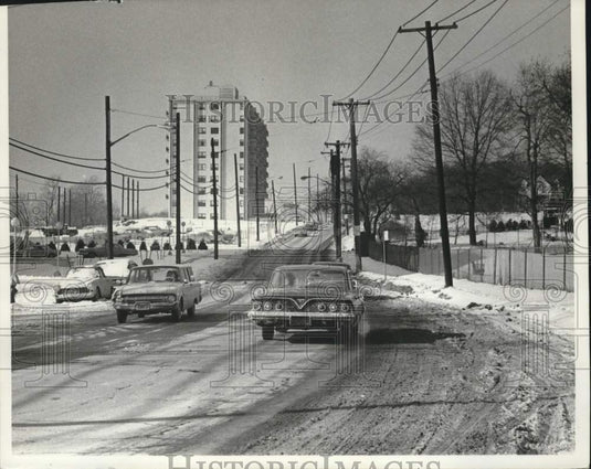 1968 Press Photo Snowy Clove Road near Clove Lakes Park - sia33820