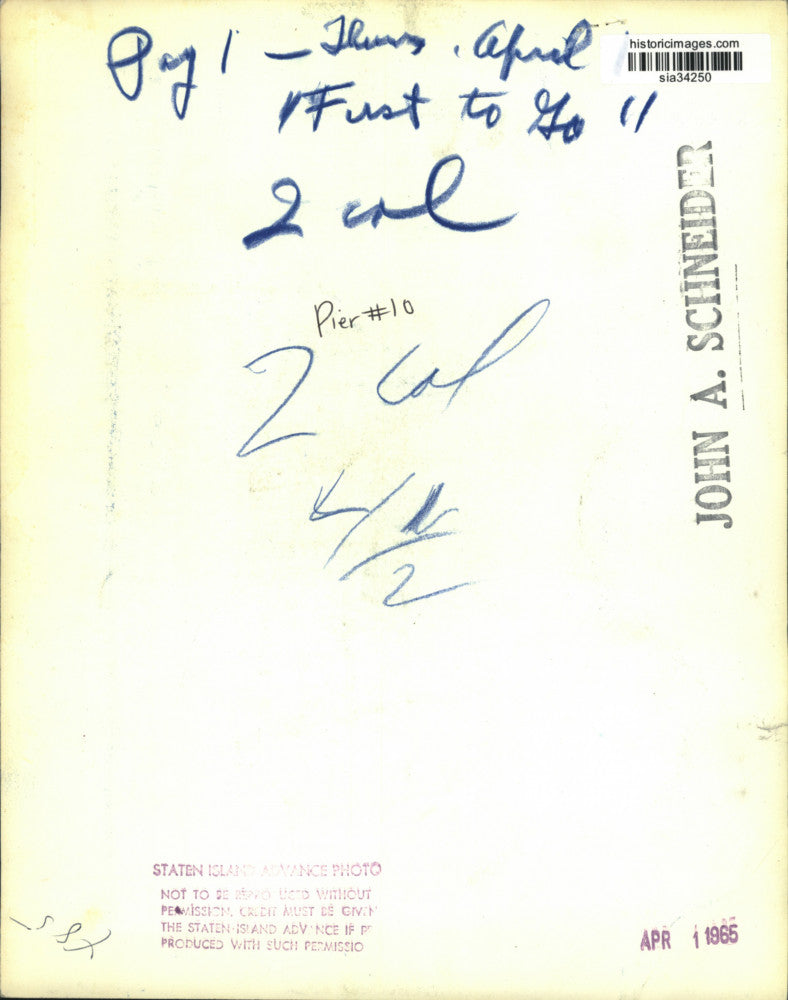 1965 Press Photo Pier Number 10 Building Entrance - sia34250