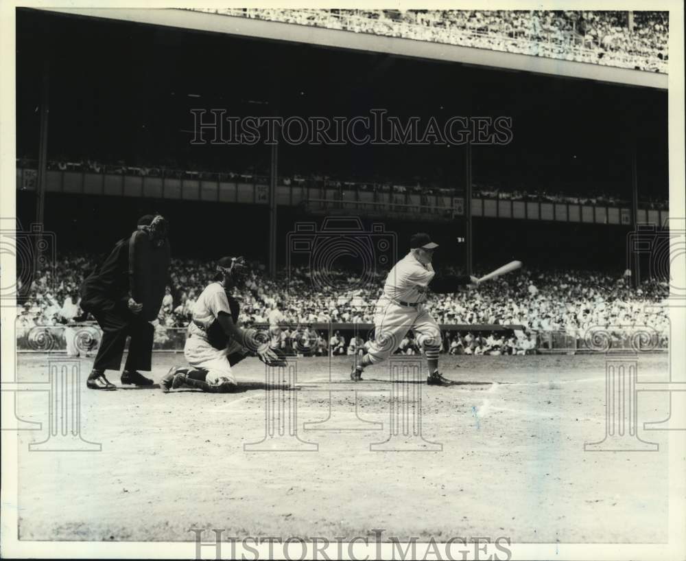 Press Photo Baseball Player Batting at Home Plate at Stadium Game- Historic Images