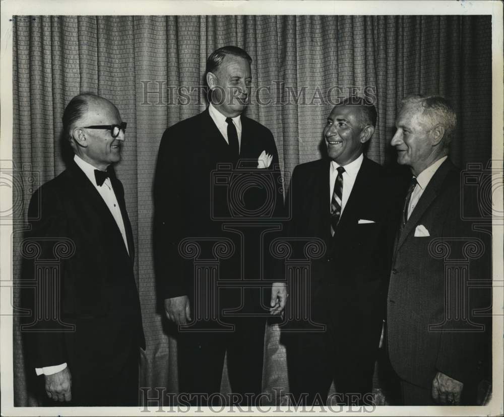 1967 Press Photo Republicans Chat After Fund Raising Dinner in New Dorp- Historic Images