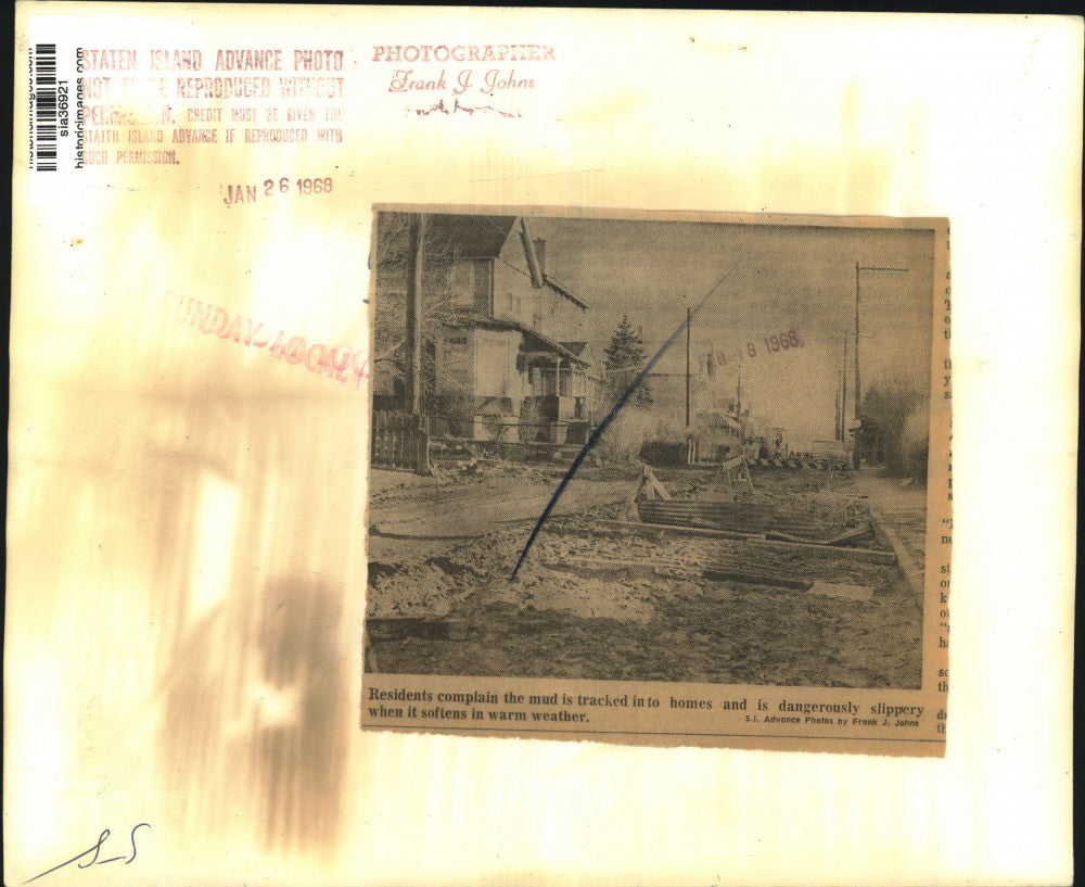 1968 Press Photo Muddy Road Created by Road Construction Dangerous to Residents