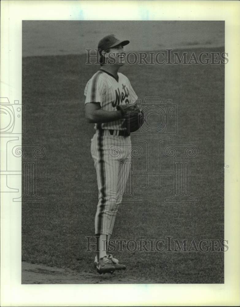 1986 Press Photo New York Mets baseball player Ray Knight on the field- Historic Images