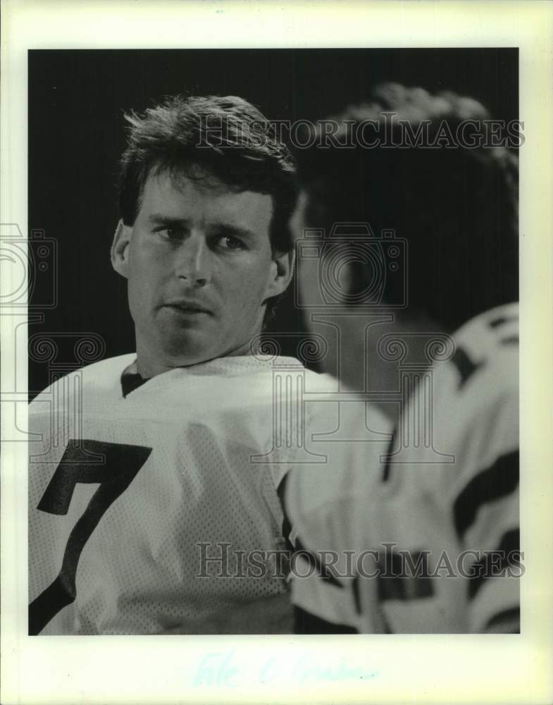 1989 Press Photo New York Jets football player Ken O&#39;Brien on sideline- Historic Images