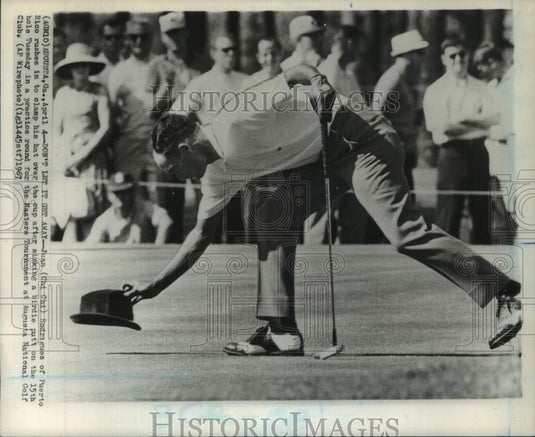 1967 Press Photo Golfer Chi Chi Rodriguez plays a practice round at the Masters- Historic Images