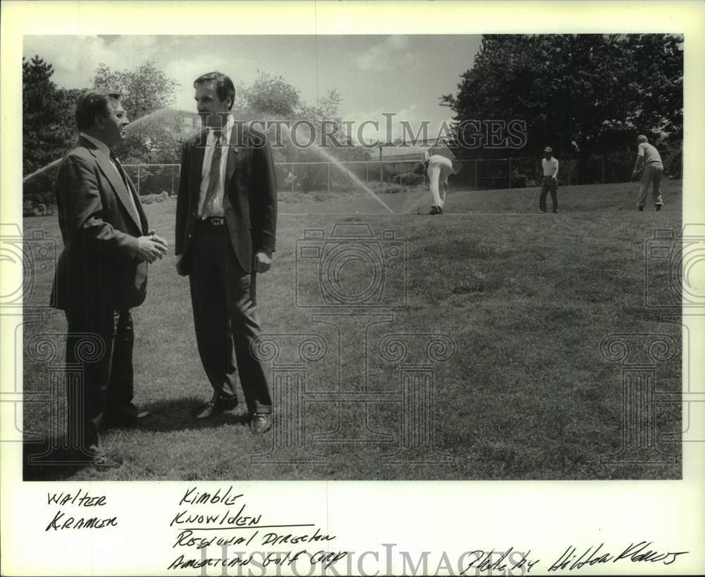 Press Photo Golf executive Kimble Knowlden and Walter Kramer on a course- Historic Images