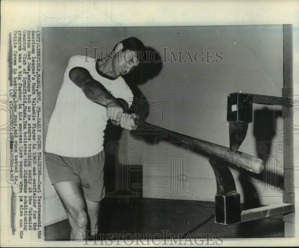 1967 Press Photo Boston Red Sox baseball player Carl Yastrzemski takes a cut- Historic Images