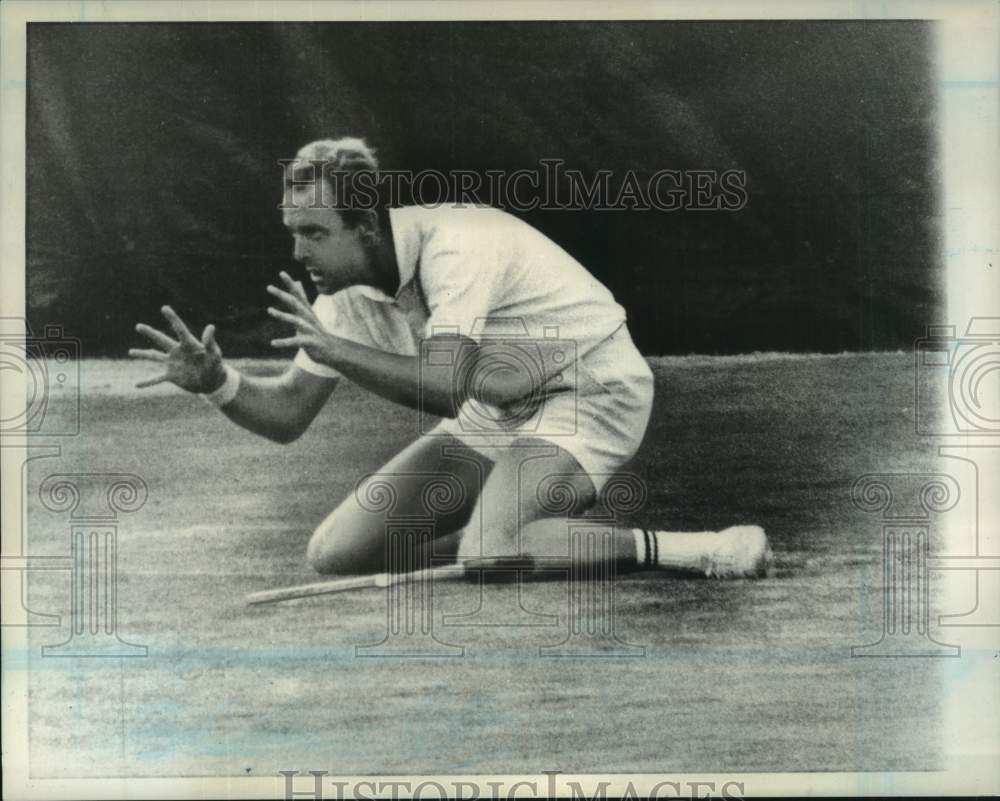 1966 Press Photo Tennis player Fred Stolle during a U.S. Open match in New York- Historic Images