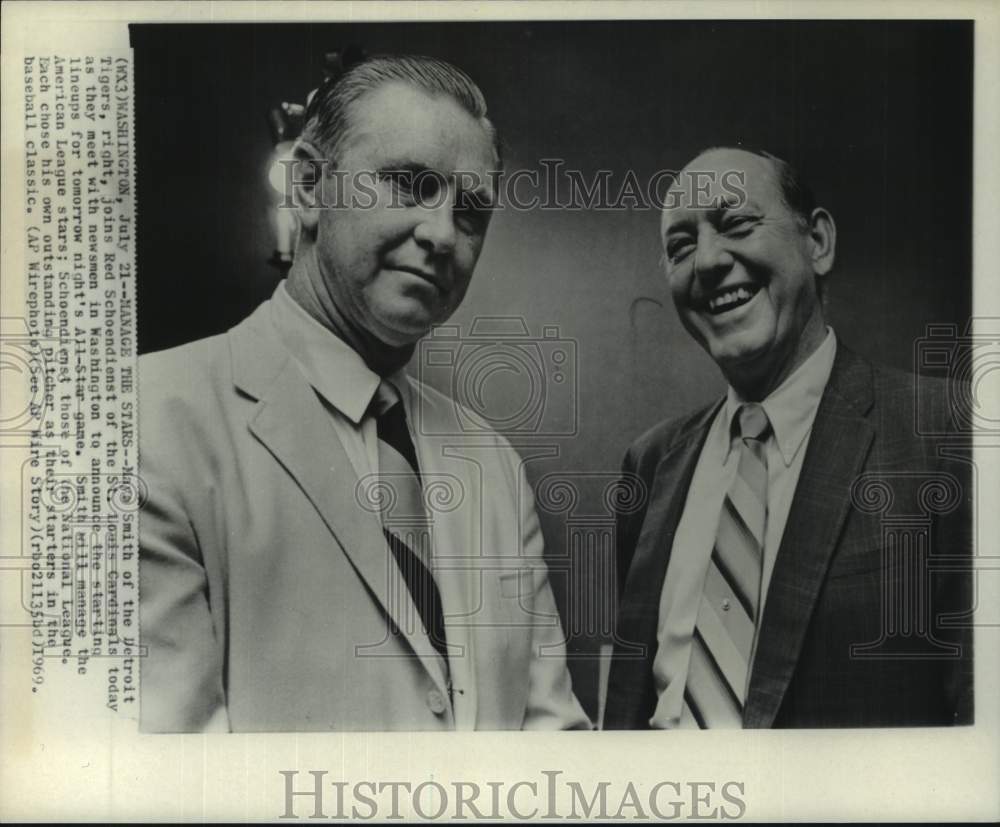 1969 Press Photo Baseball managers Mayo Smith and Red Schoendienst in D.C.- Historic Images