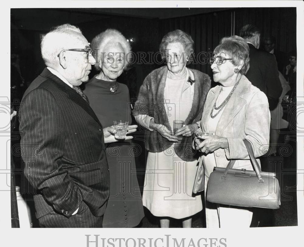 1974 Press Photo Event Judge Louis R. Miller with Attendees at Class Reunion- Historic Images