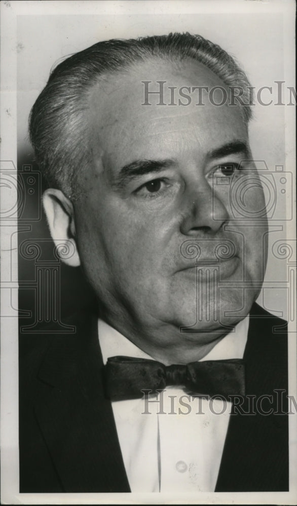 1966 Press Photo Arthur Deckelmann of First National Bank of Spokane - spa25419- Historic Images