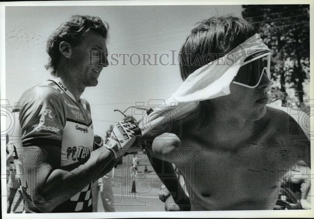 1988 Press Photo Kent Bostick after finishing time trial US Olympic cycling- Historic Images