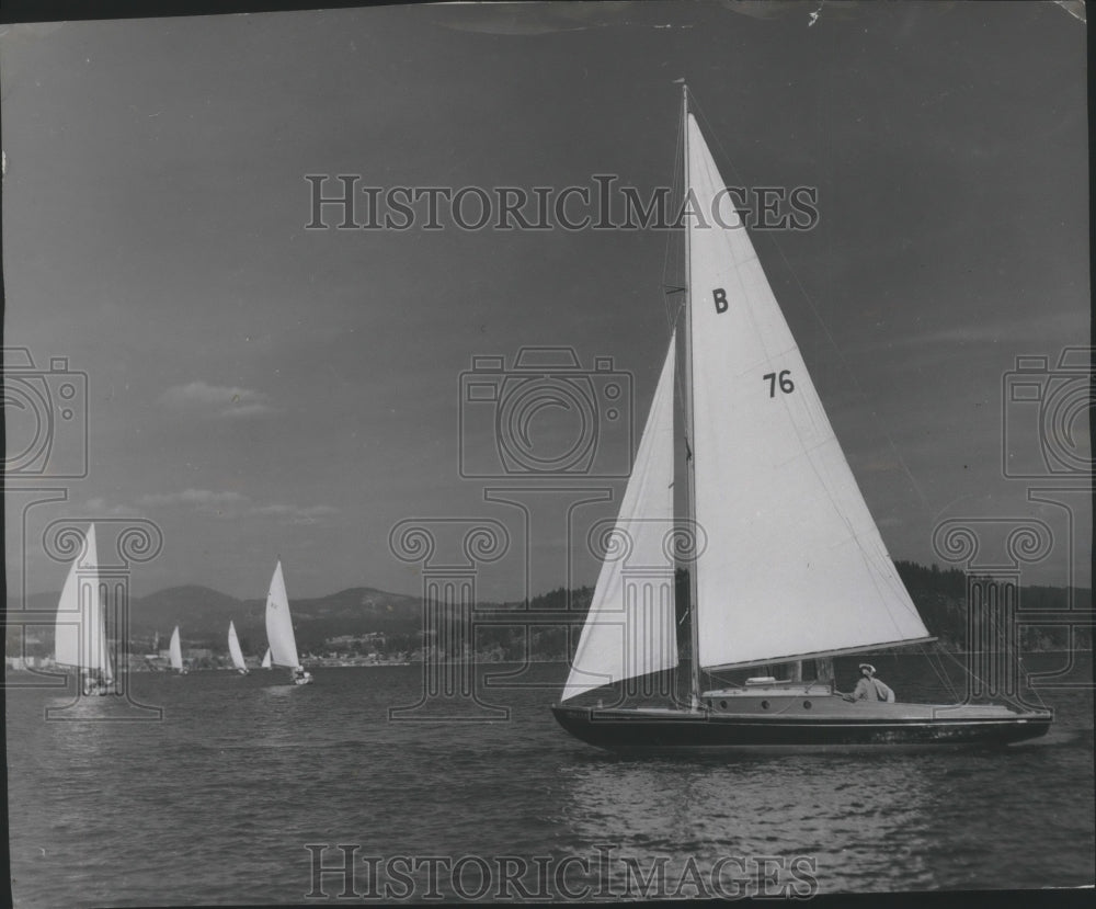 1951 Press Photo Sail Boating on a Lake in Washington - spa95142- Historic Images
