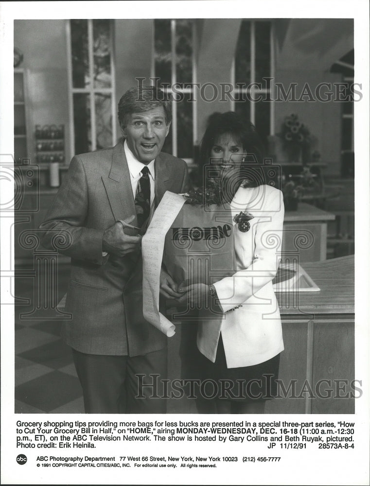 1991 Press Photo Gary Collins and Beth Ruyak host Home, on ABC. - spp04952- Historic Images