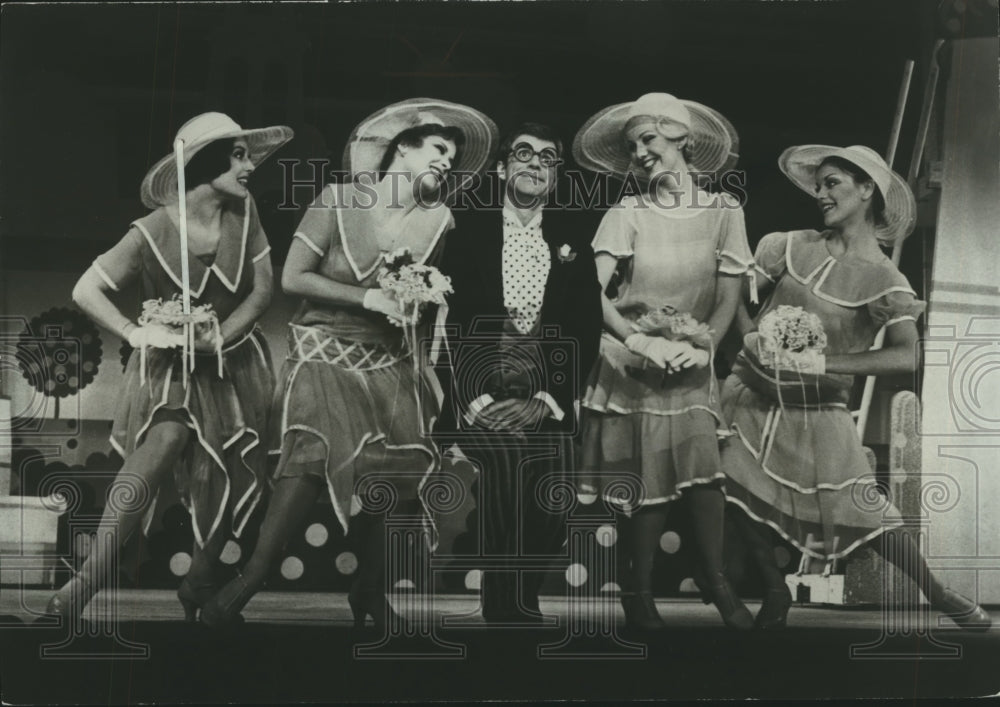 1979 Press Photo Scene from "Whoopee," the new musical production on Broadway- Historic Images